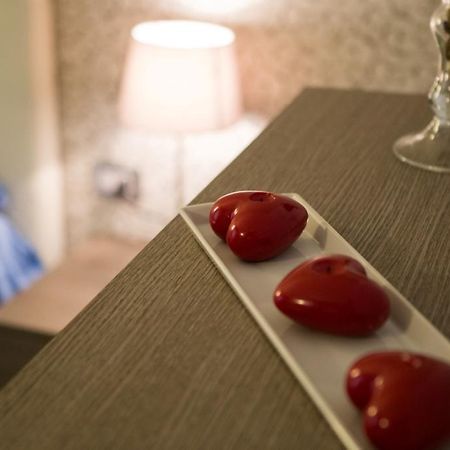 로마 미칼레 룸스 B&B 외부 사진